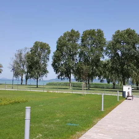 Lelle B21 Apartament Balatonlelle